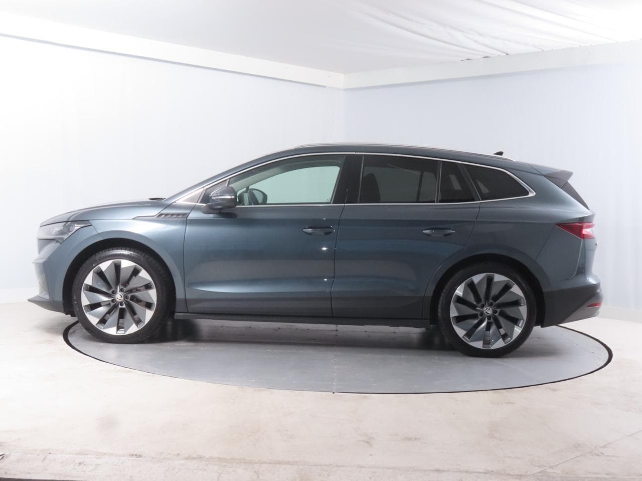 2021 Škoda ENYAQ - 4