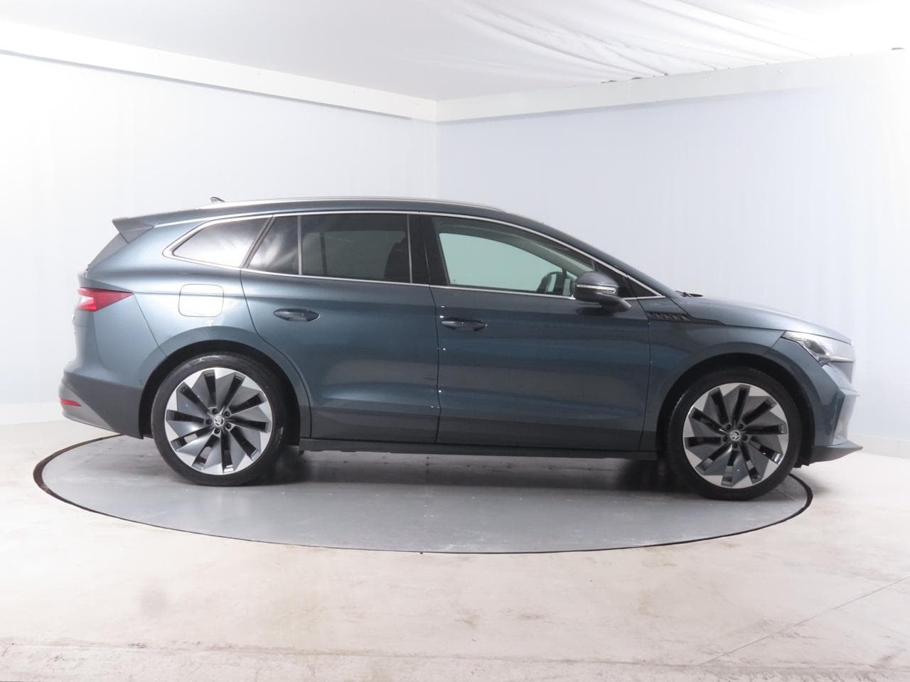 2021 Škoda ENYAQ - 8