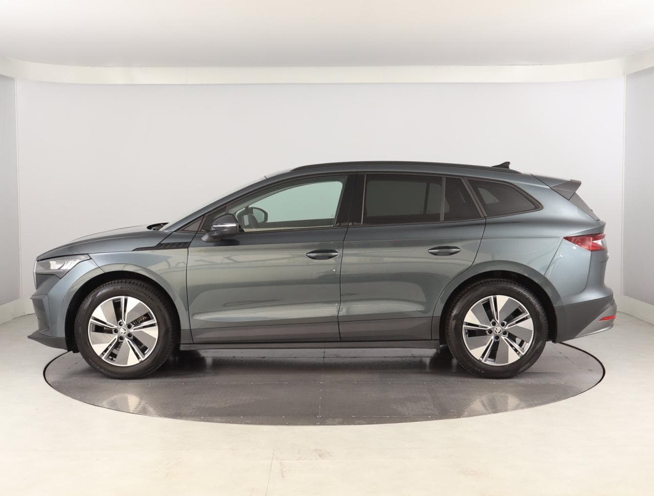 2021 Škoda ENYAQ - 4