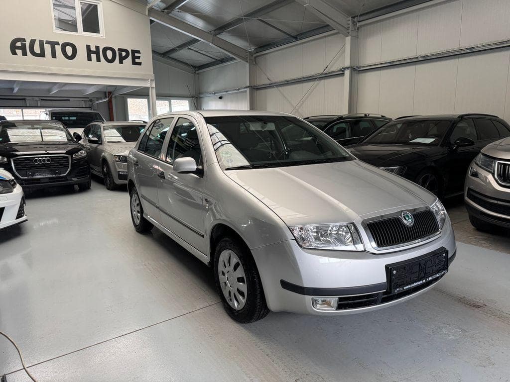 Škoda Fabia 1.4 16v Elegance hatchback