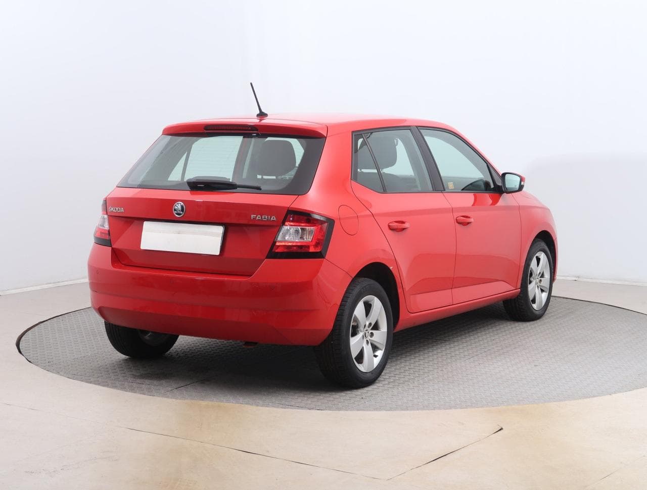 2016 Škoda FABIA - 7