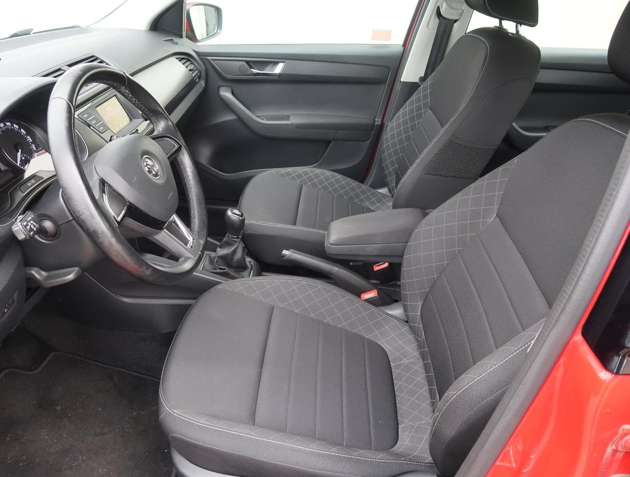 2016 Škoda FABIA - 16
