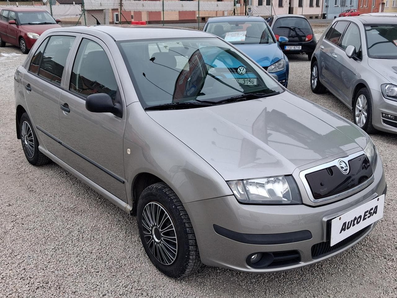 Škoda Fabia 1.2i hatchback
