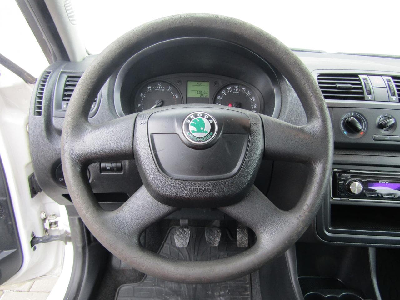 2010 Škoda FABIA - 14