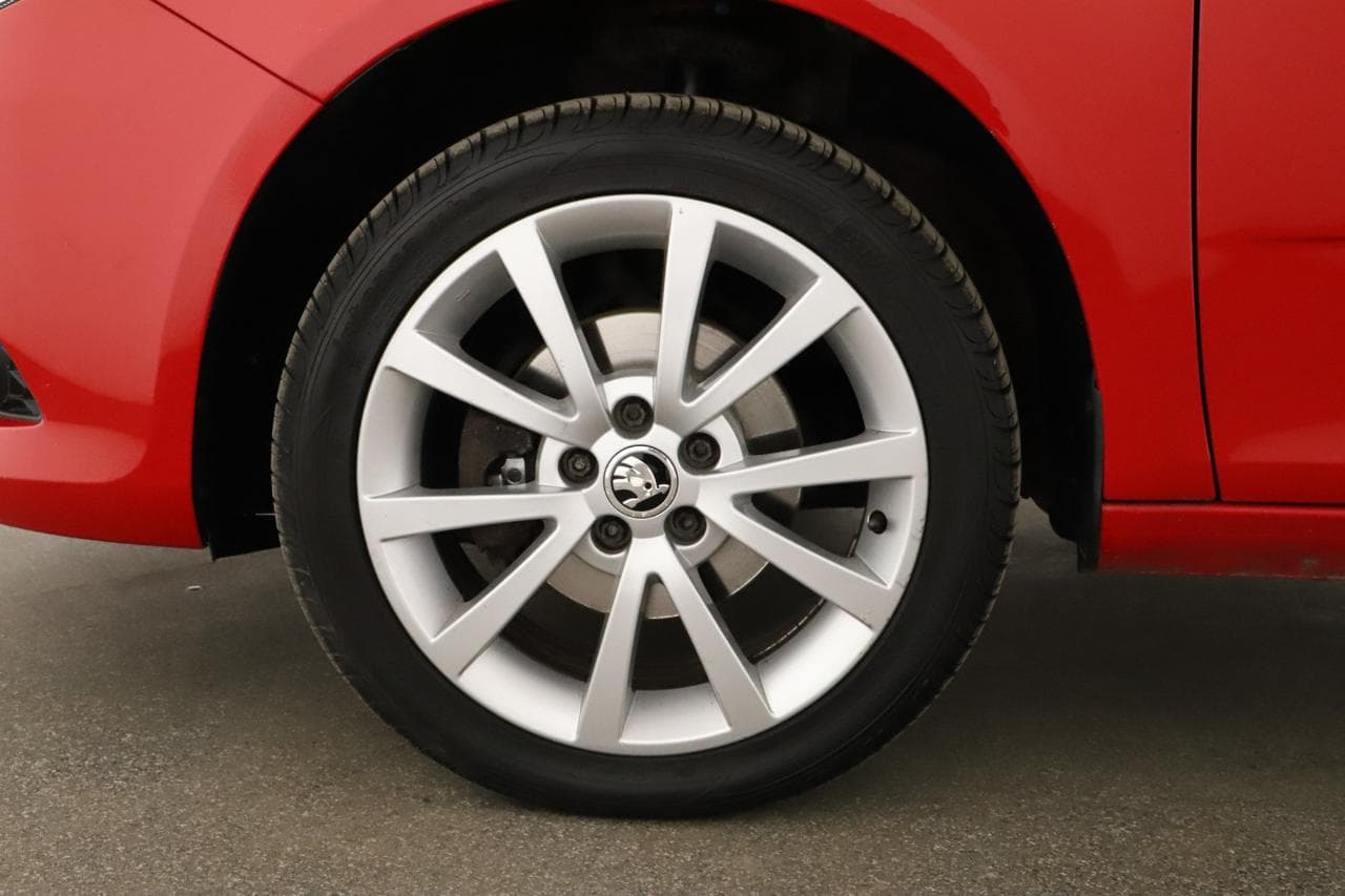 2014 Škoda Fabia - 17