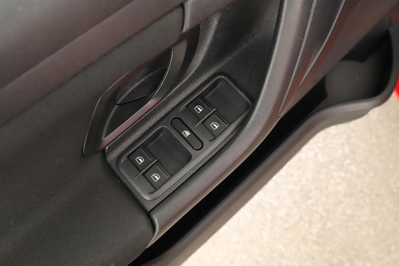 2014 Škoda Fabia - 18