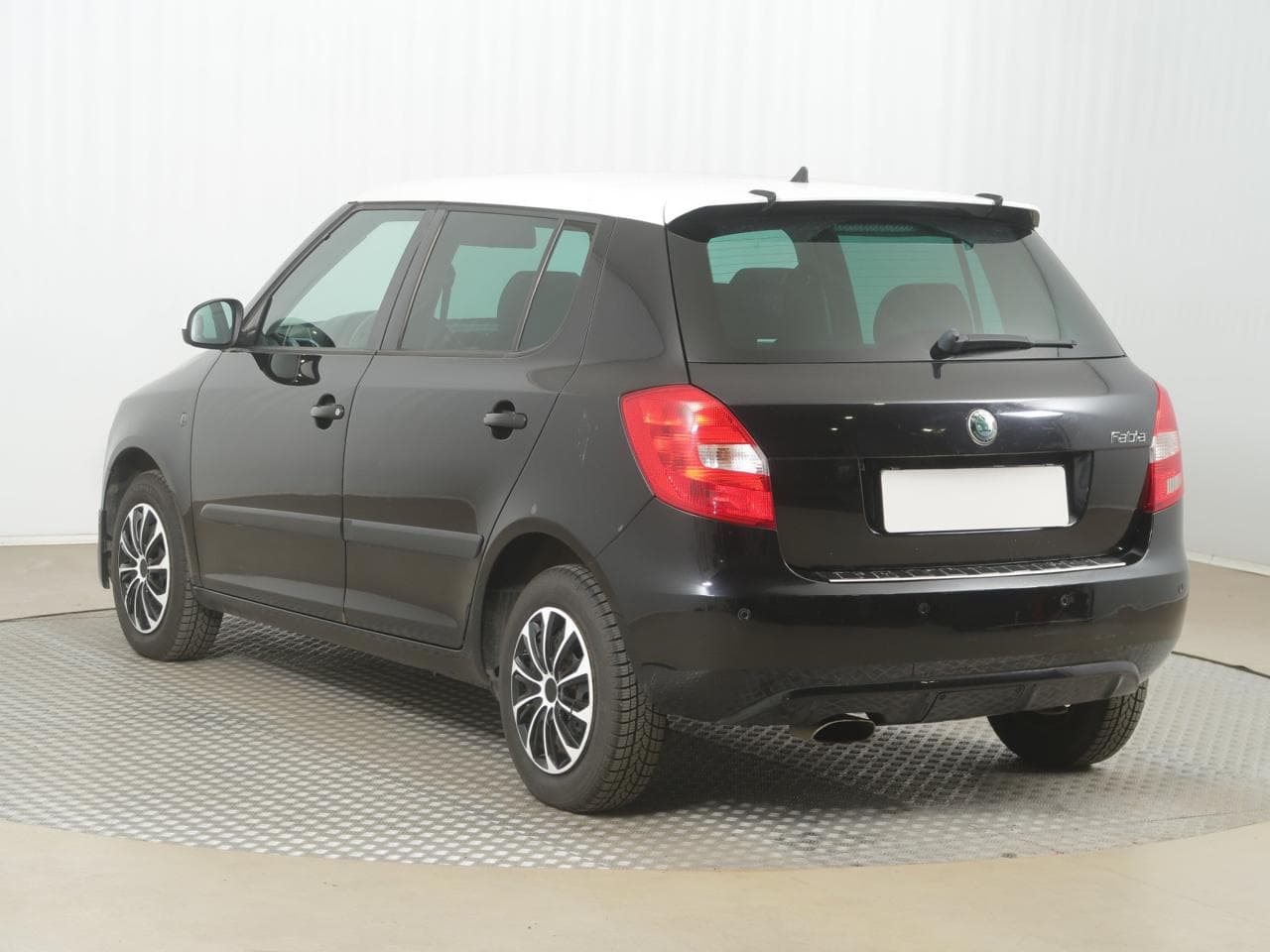 2010 Škoda FABIA - 5