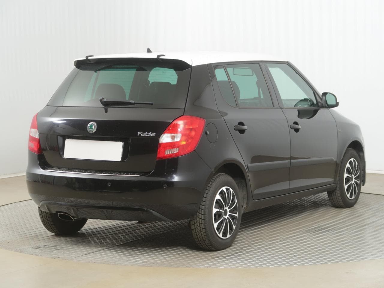 2010 Škoda FABIA - 7