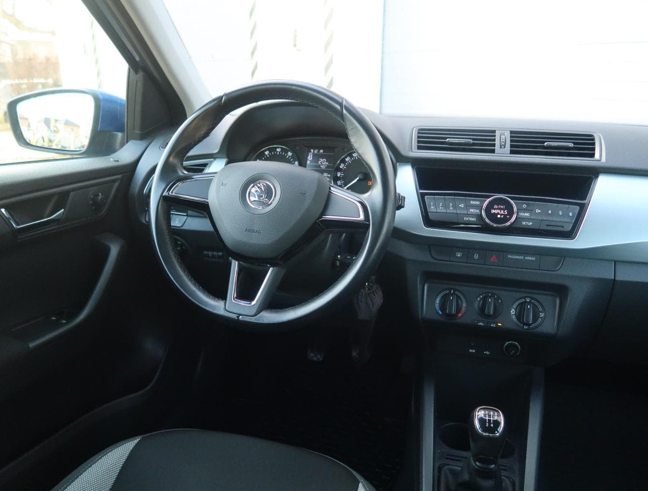 2016 Škoda FABIA - 9