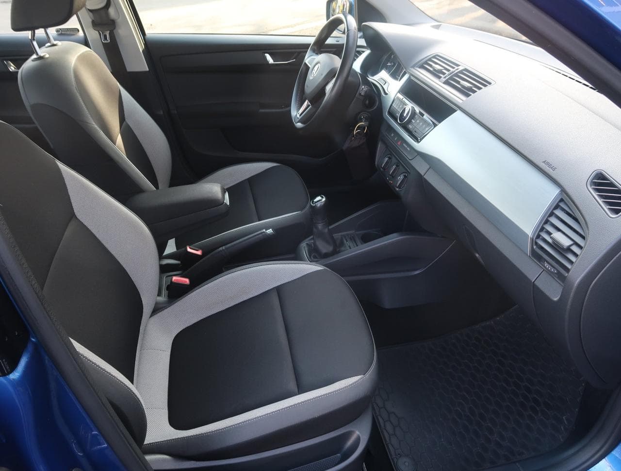 2016 Škoda FABIA - 12