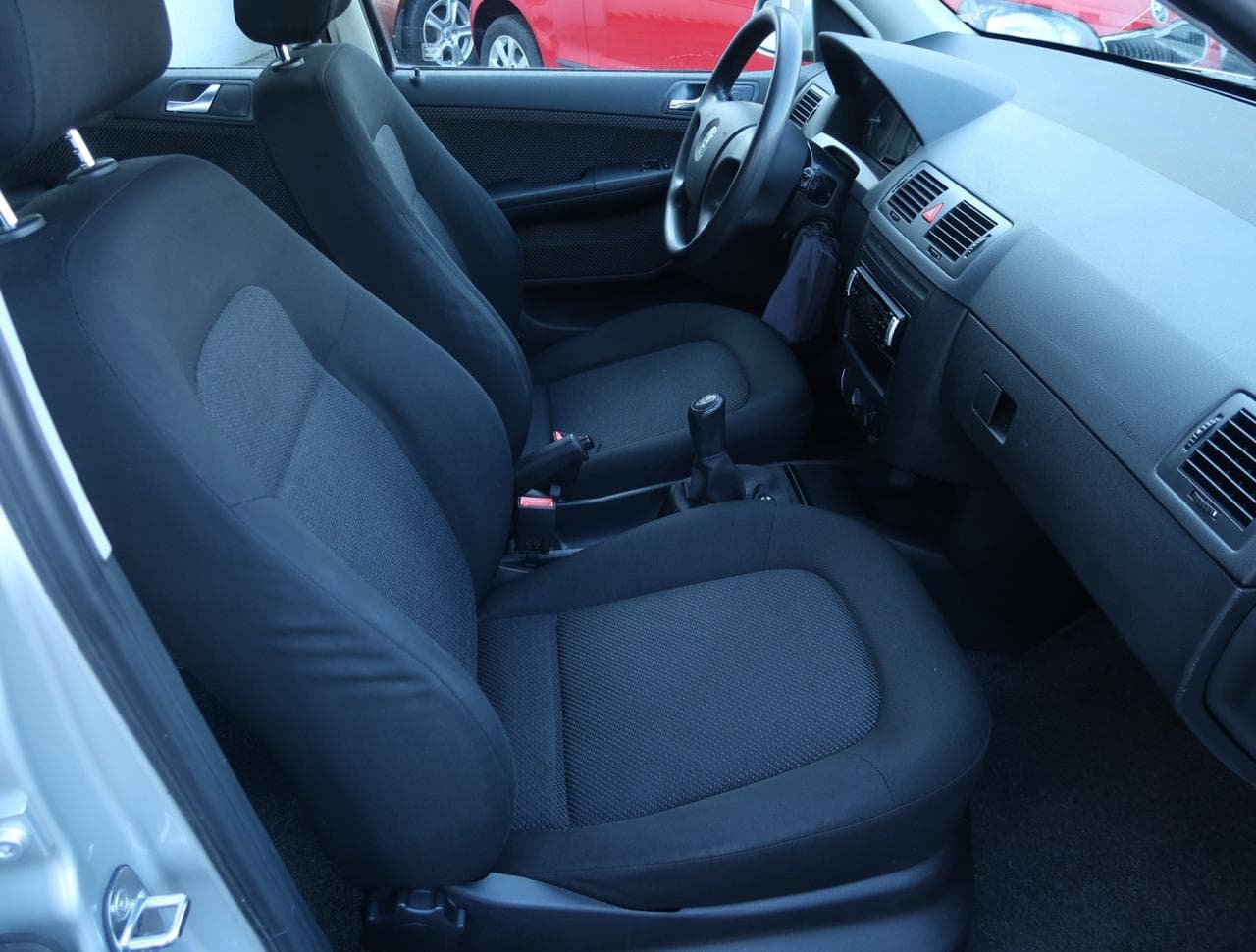 2006 Škoda Fabia - 12