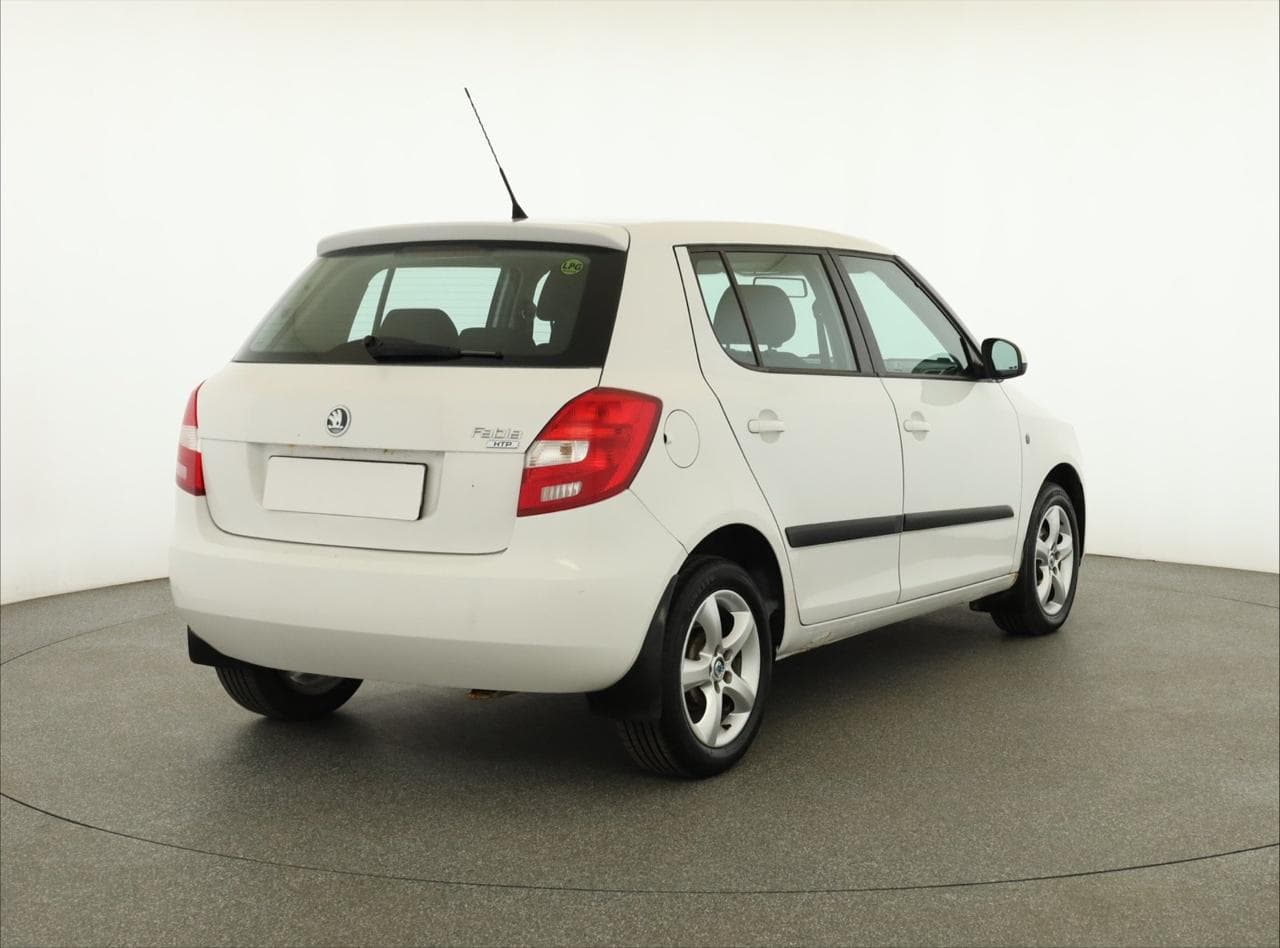 2009 Škoda Fabia - 7
