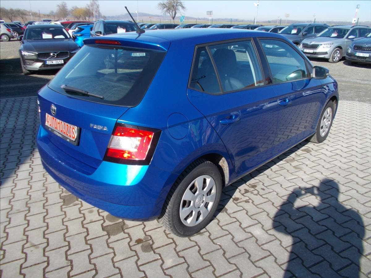 2015 Škoda Fabia - 9