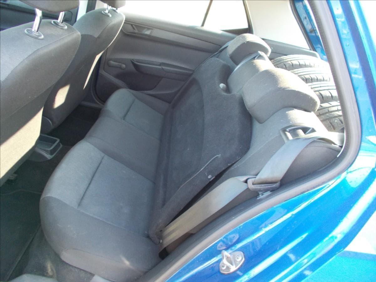 2015 Škoda Fabia - 14