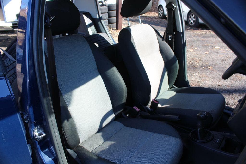 2010 Škoda Fabia - 13