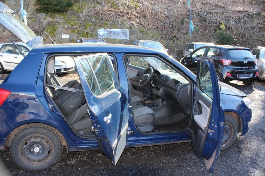 2010 Škoda Fabia - 12