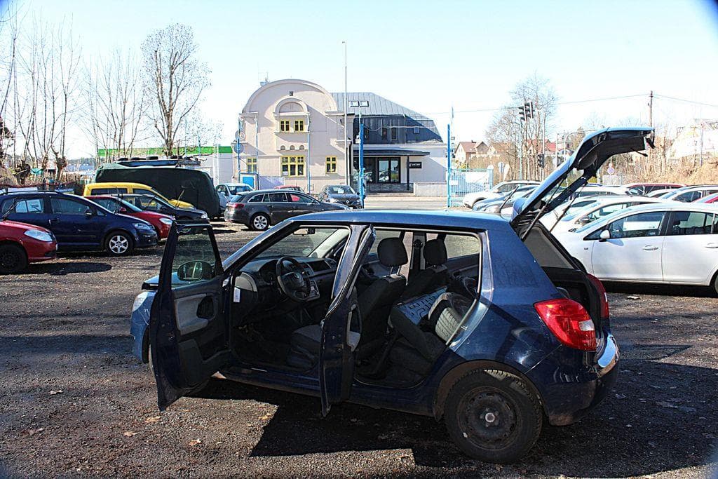 2010 Škoda Fabia - 16