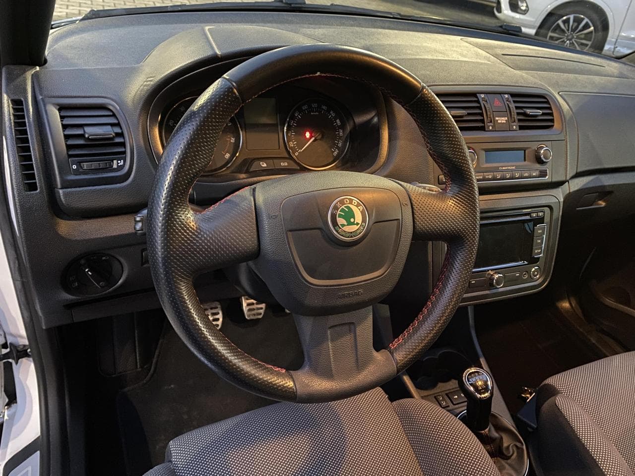 2013 Škoda FABIA - 12