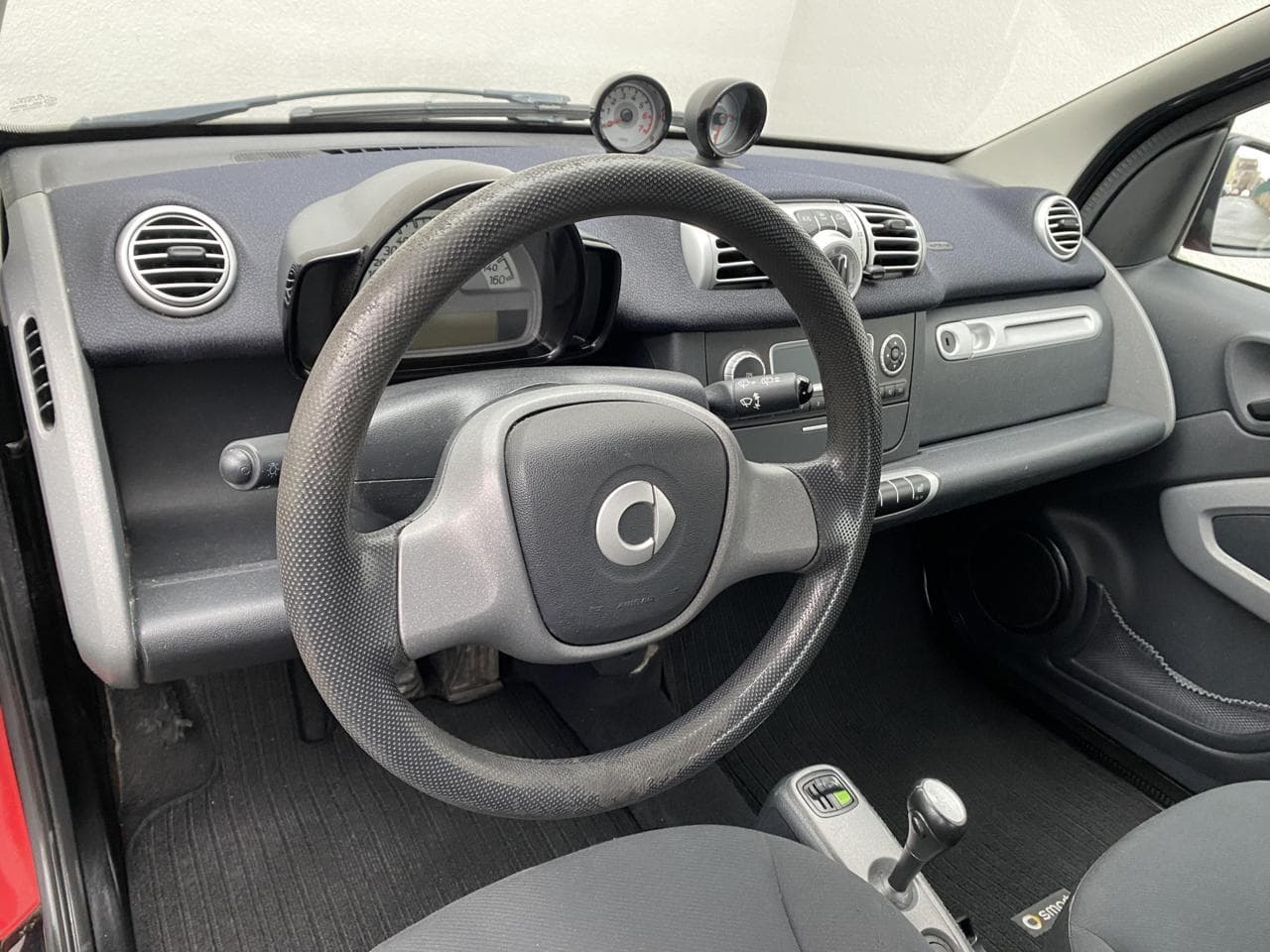 2012 Smart FORTWO - 11