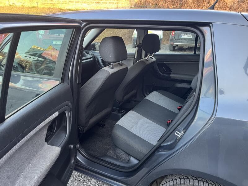 2012 Škoda Fabia - 10