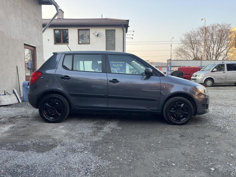 2012 Škoda Fabia - 4
