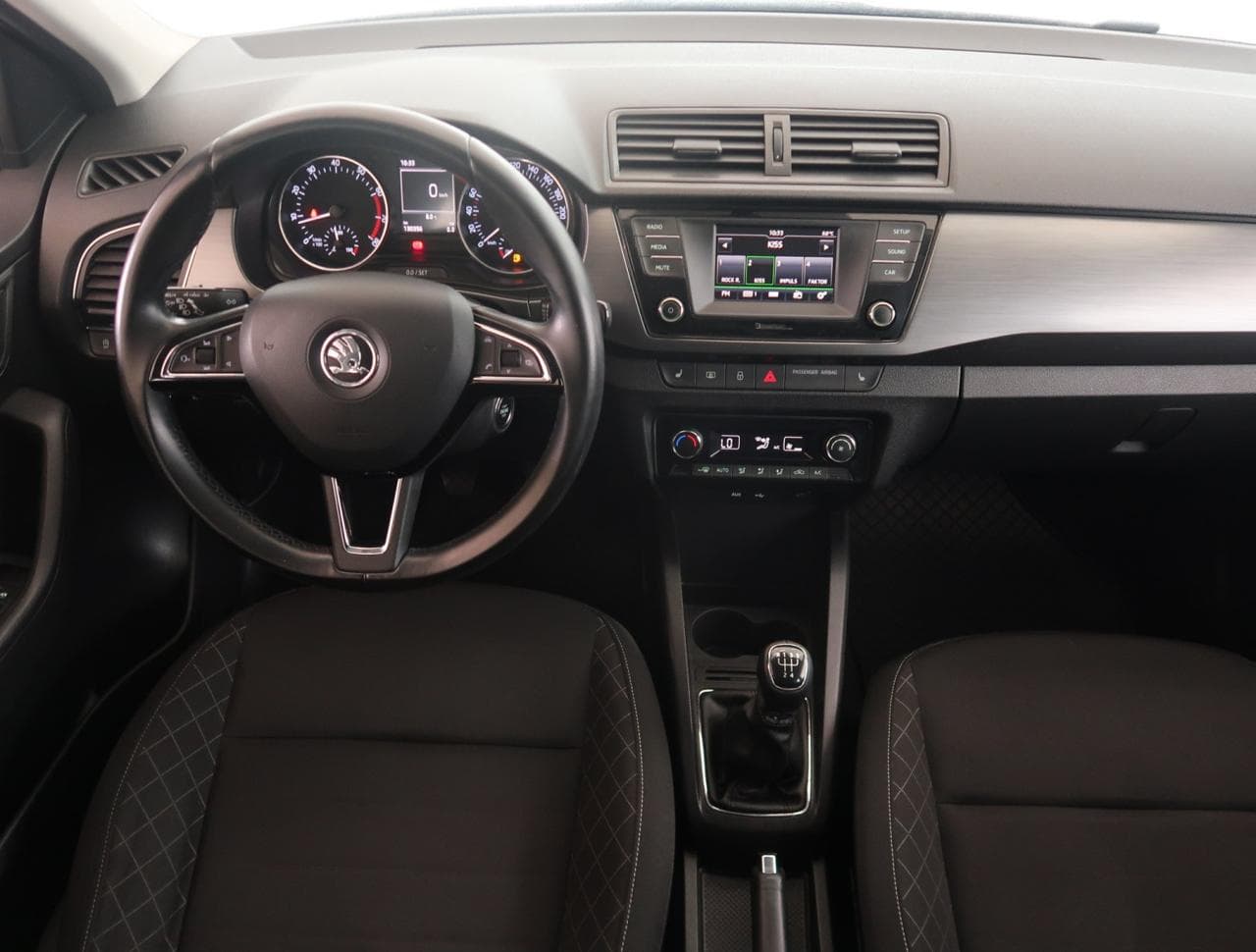 2015 Škoda Fabia - 10