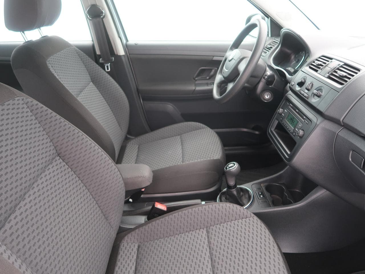 2010 Škoda Fabia - 12