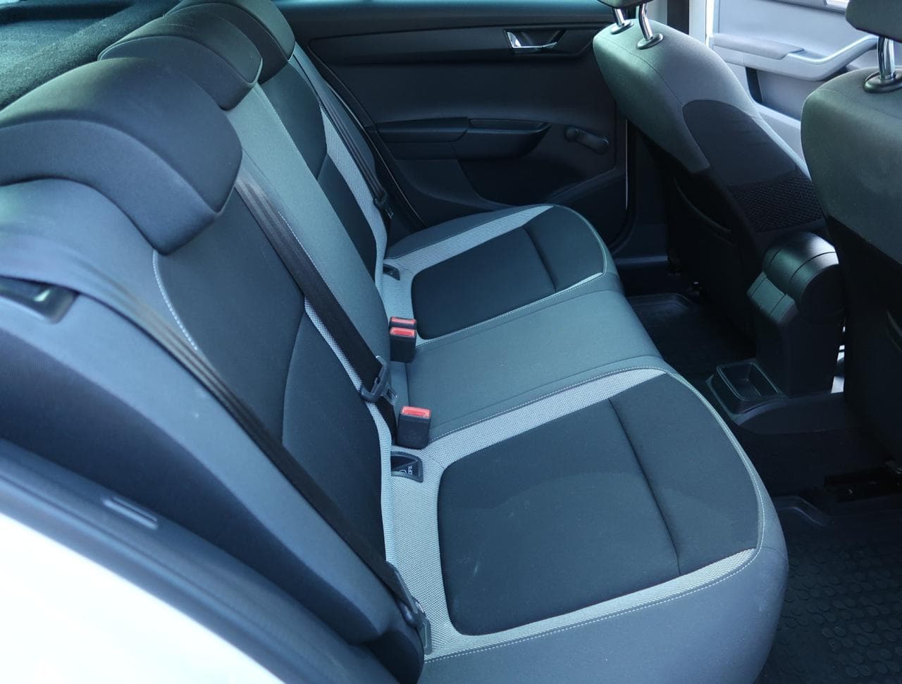 2016 Škoda Fabia - 13
