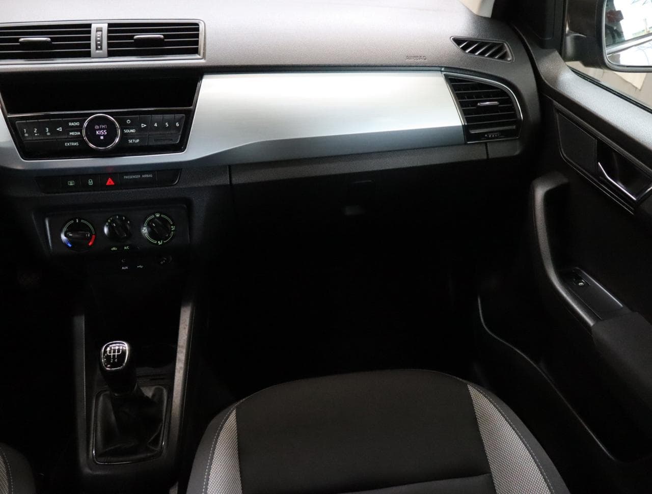 2018 Škoda Fabia - 11