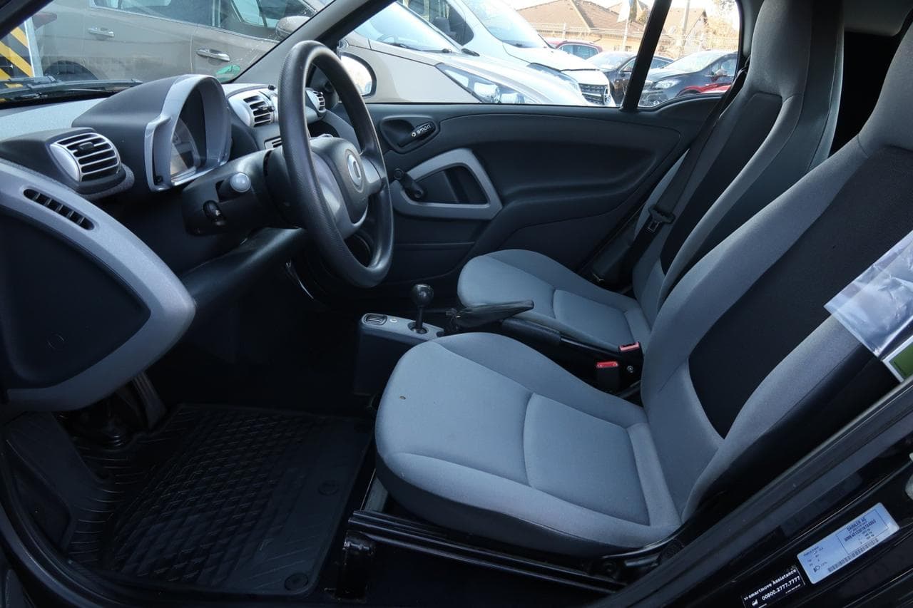 2011 Smart Fortwo - 13