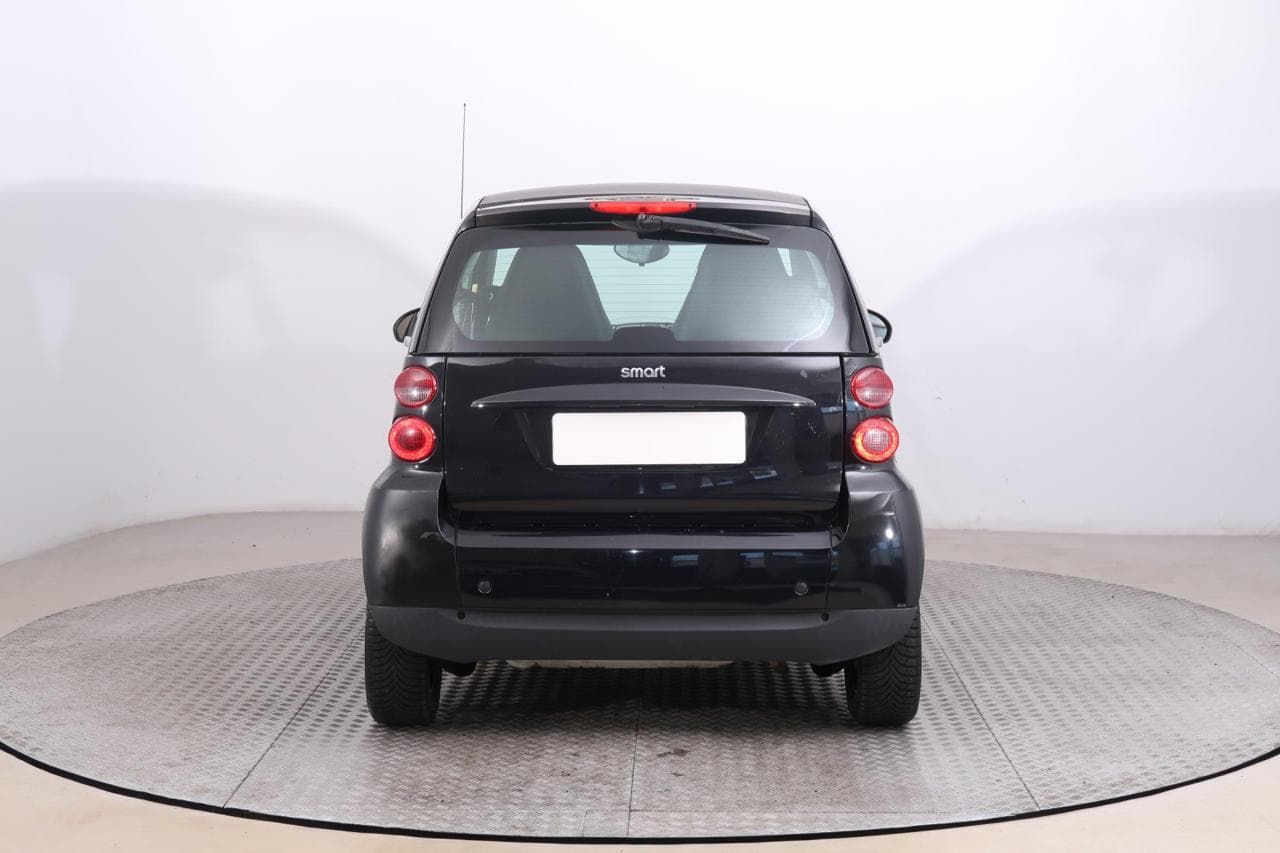 2011 Smart Fortwo - 6