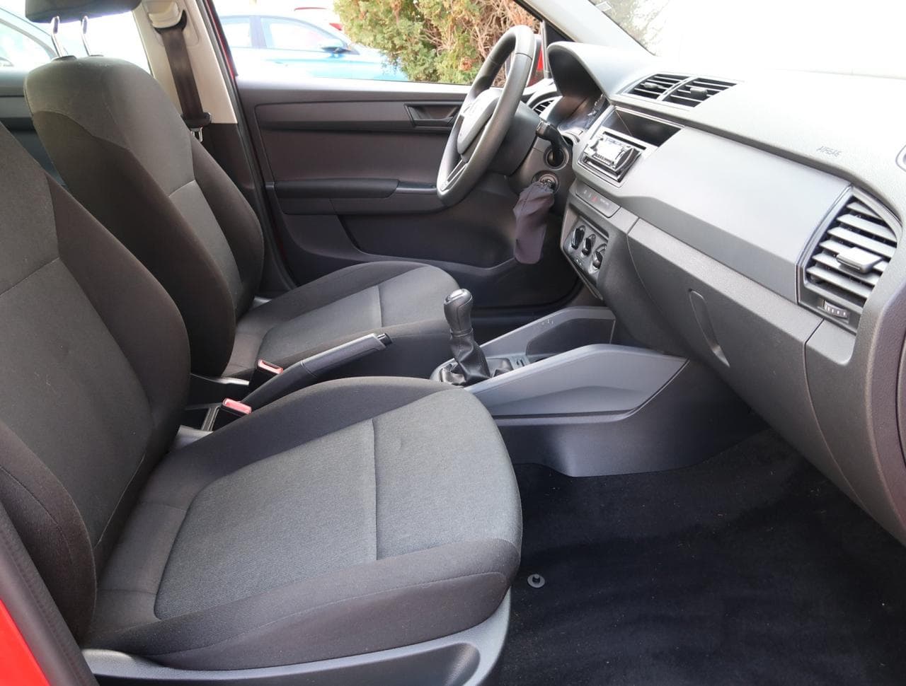 2016 Škoda Fabia - 12