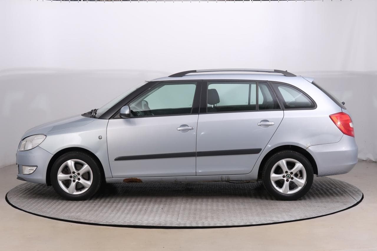 2010 Škoda Fabia - 4