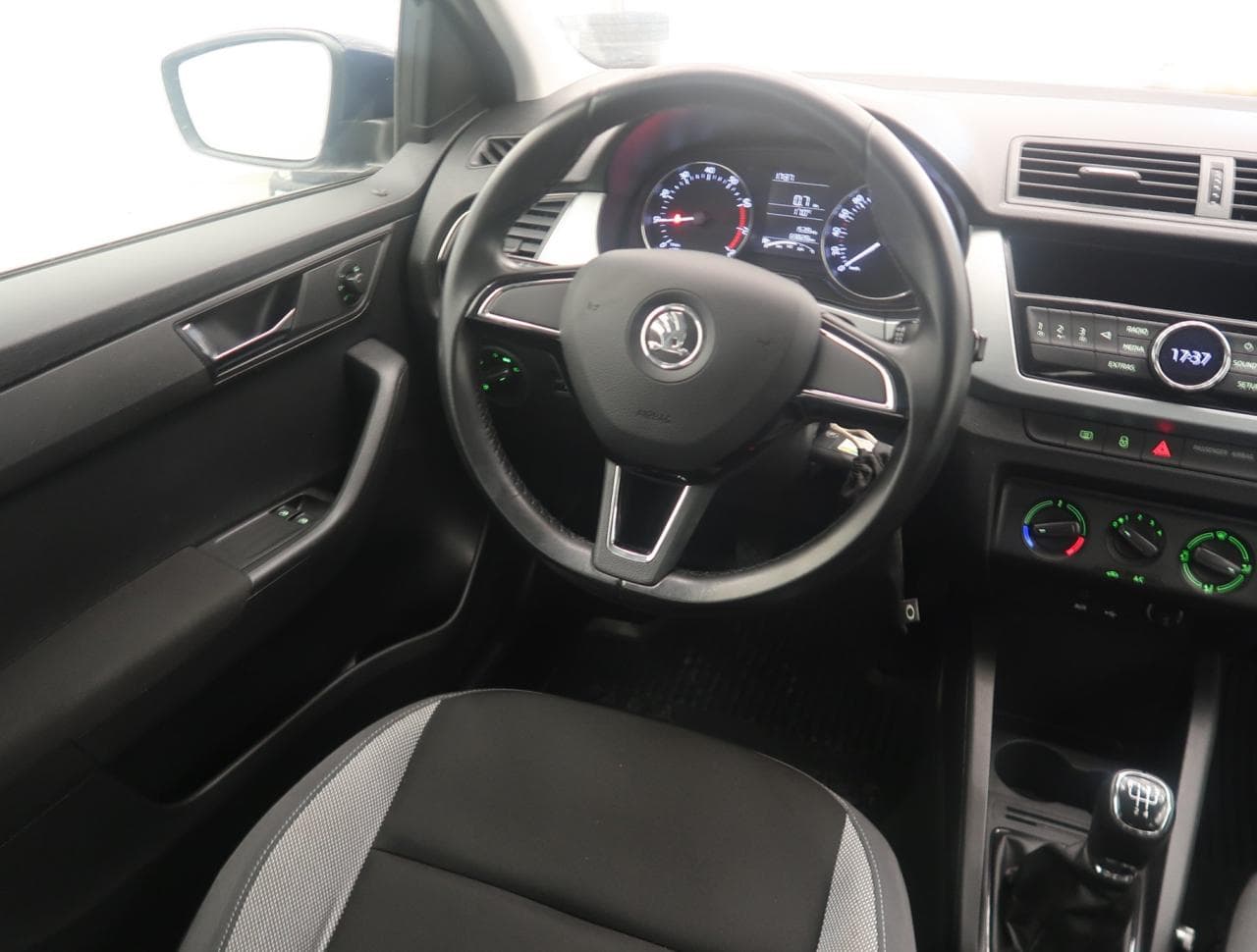 2015 Škoda Fabia - 9