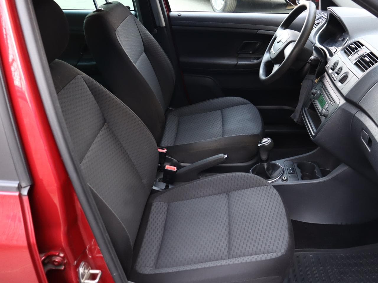 2011 Škoda Fabia - 10