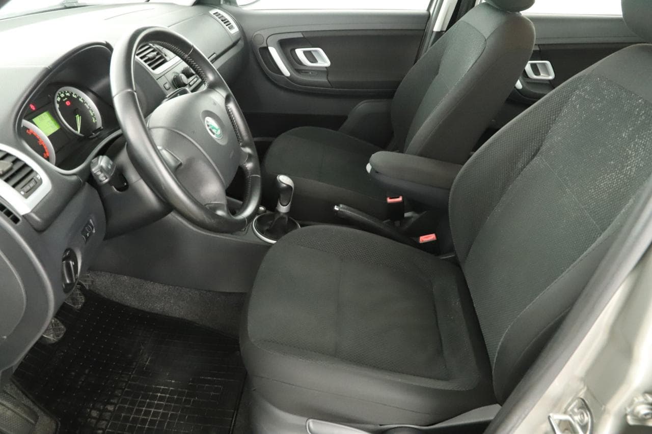 2008 Škoda Fabia - 11