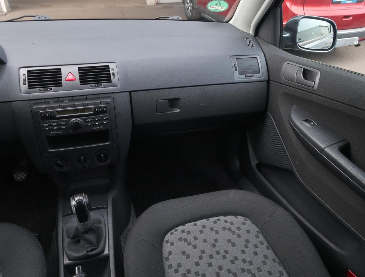 2006 Škoda Fabia - 11