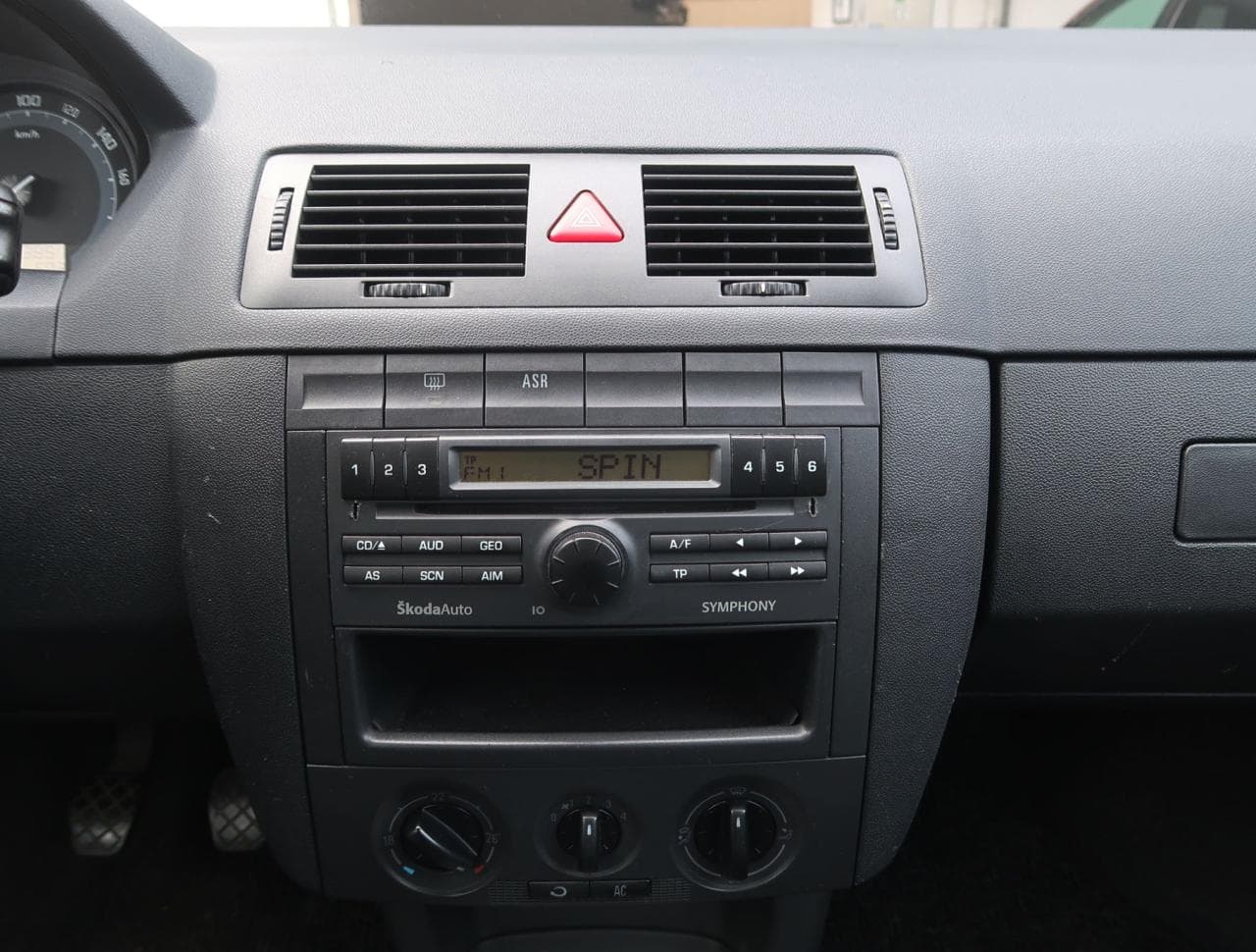 2006 Škoda Fabia - 18