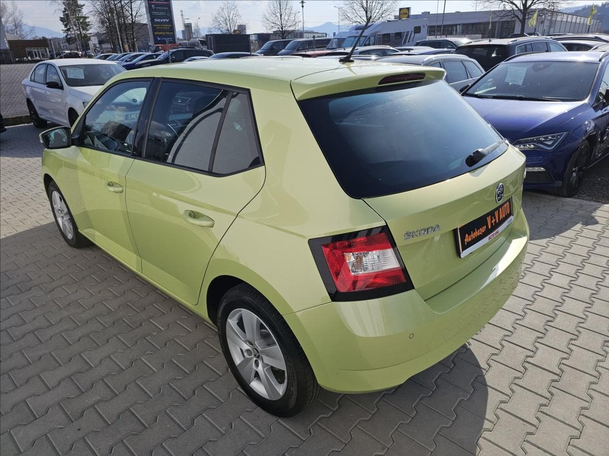 2015 Škoda Fabia - 8