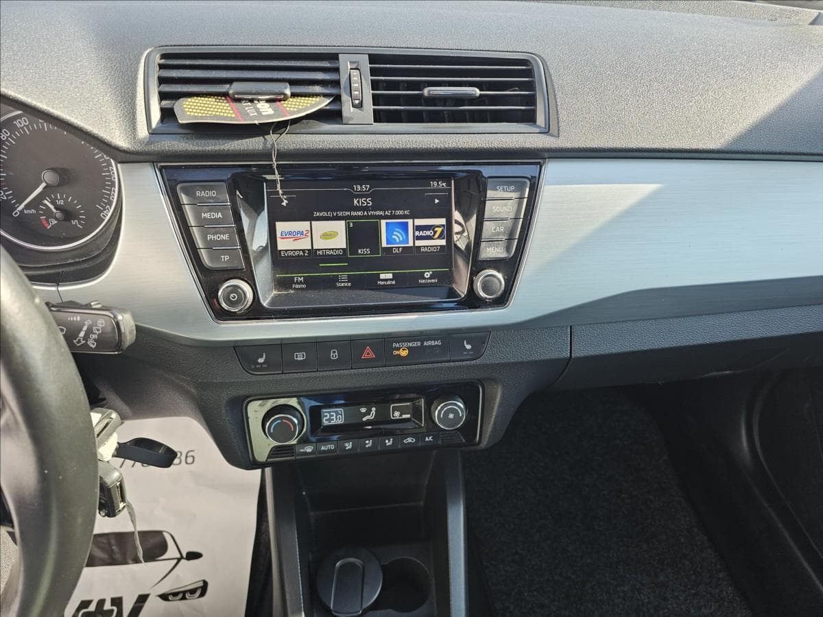 2015 Škoda Fabia - 18