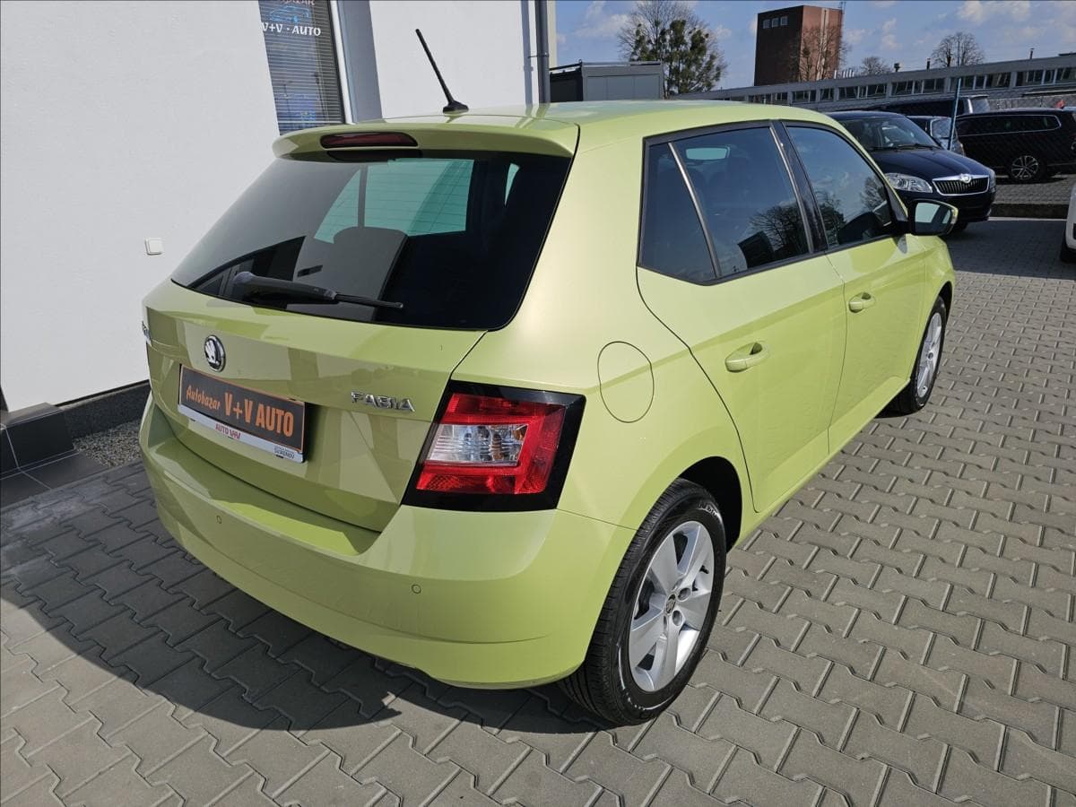 2015 Škoda Fabia - 6