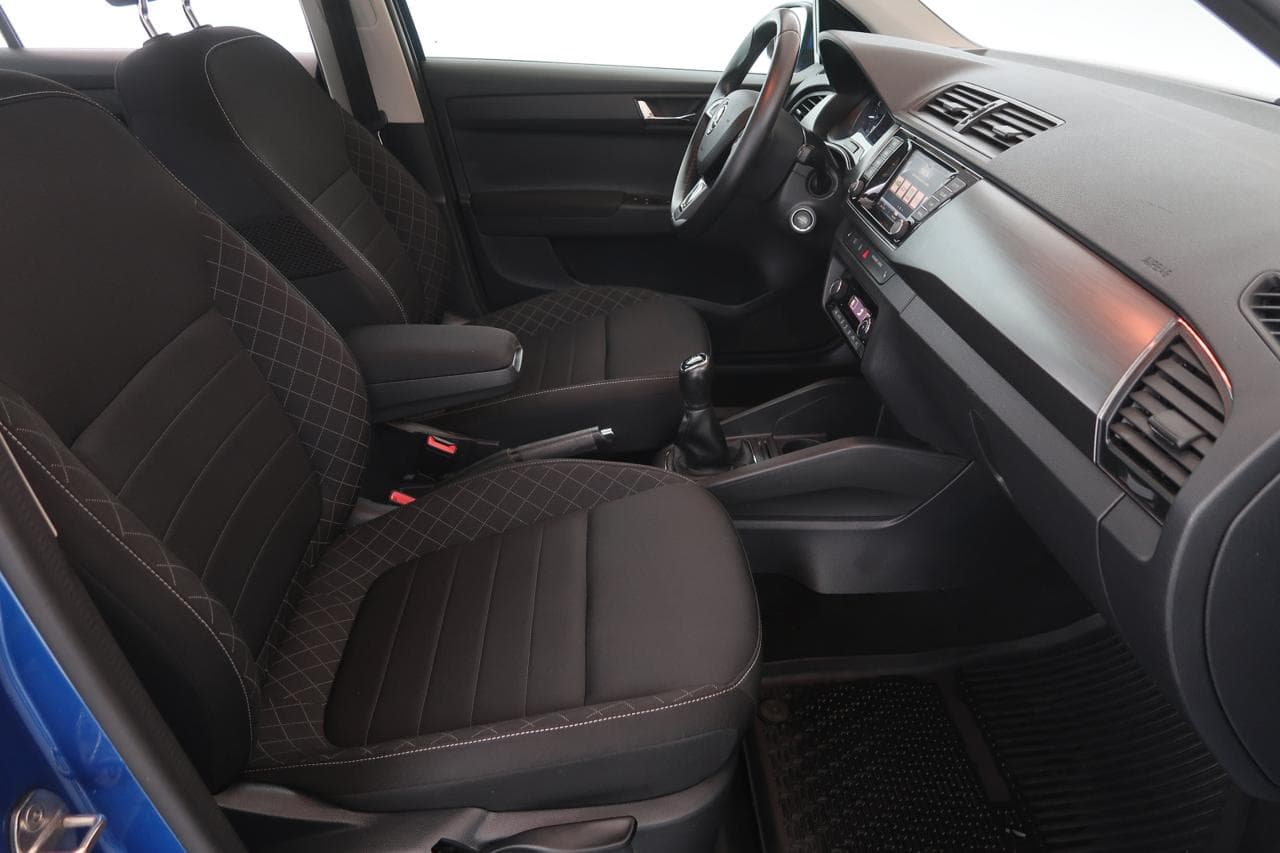 2017 Škoda Fabia - 12