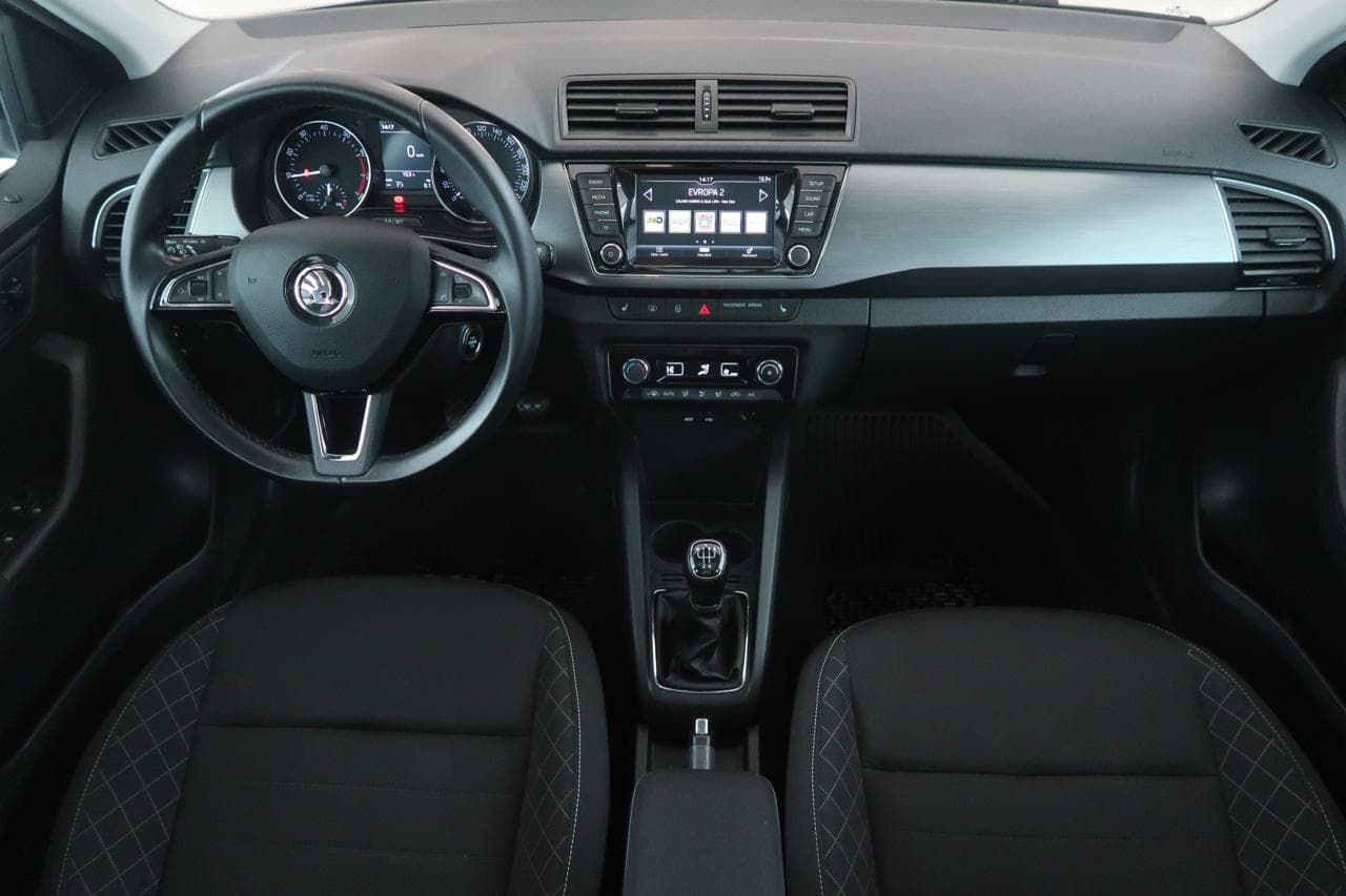 2017 Škoda Fabia - 10