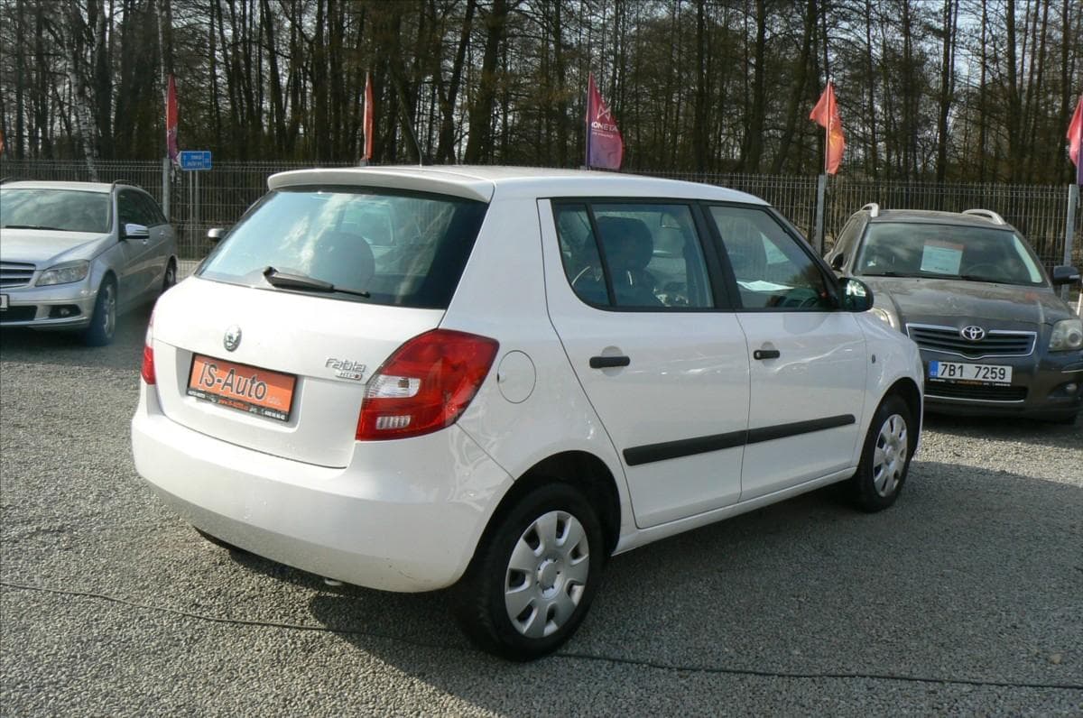 2009 Škoda Fabia - 11
