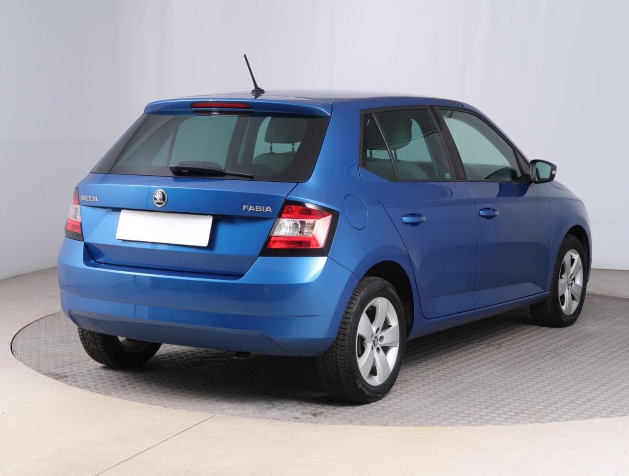 2015 Škoda FABIA - 7