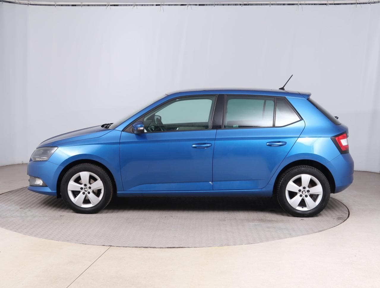2015 Škoda FABIA - 4
