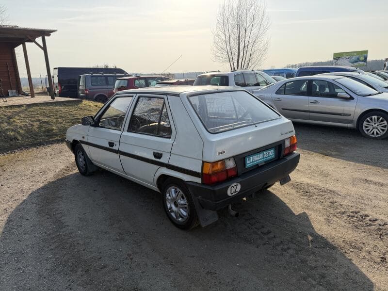1990 Škoda Favorit - 8