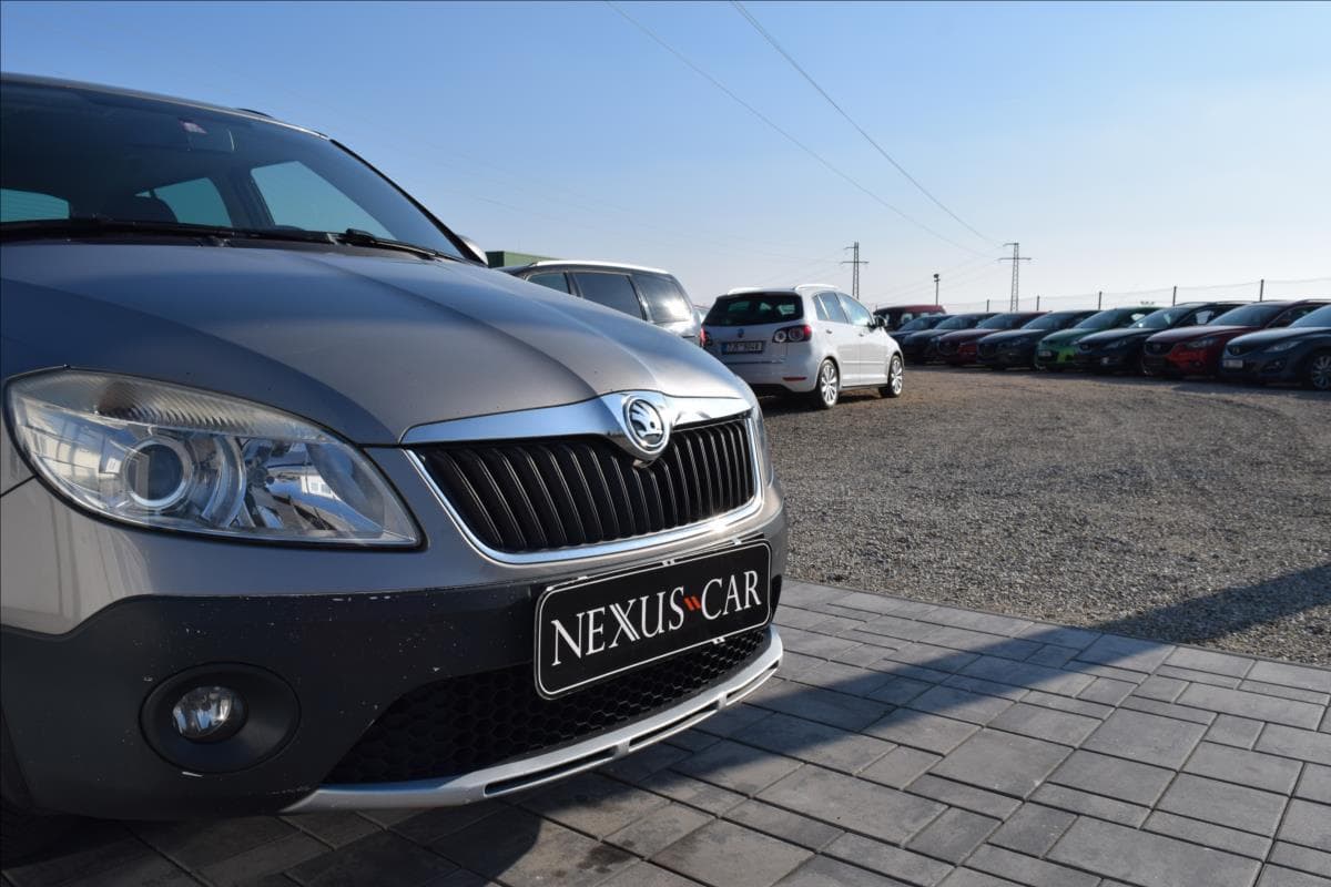 2011 Škoda Fabia - 13