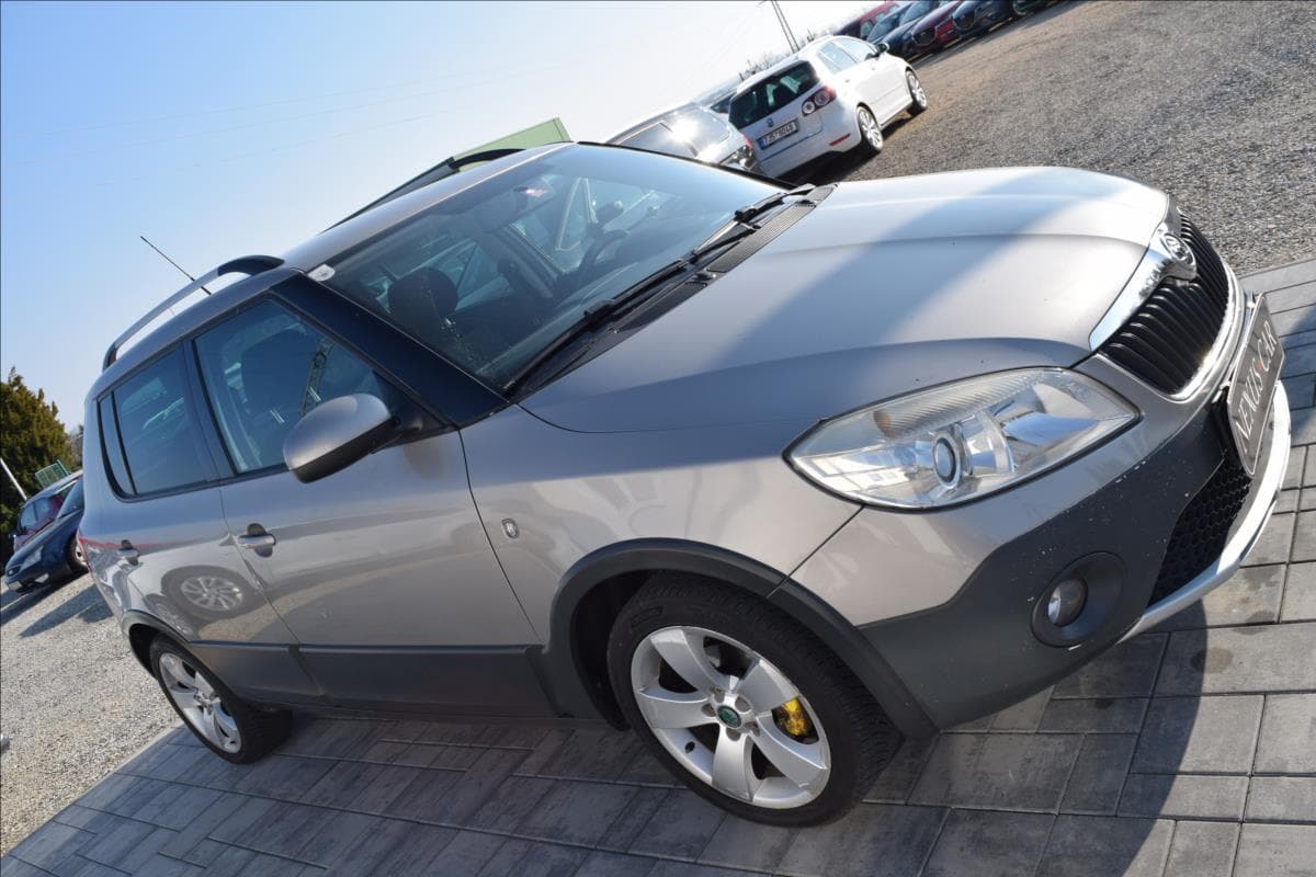 2011 Škoda Fabia - 4