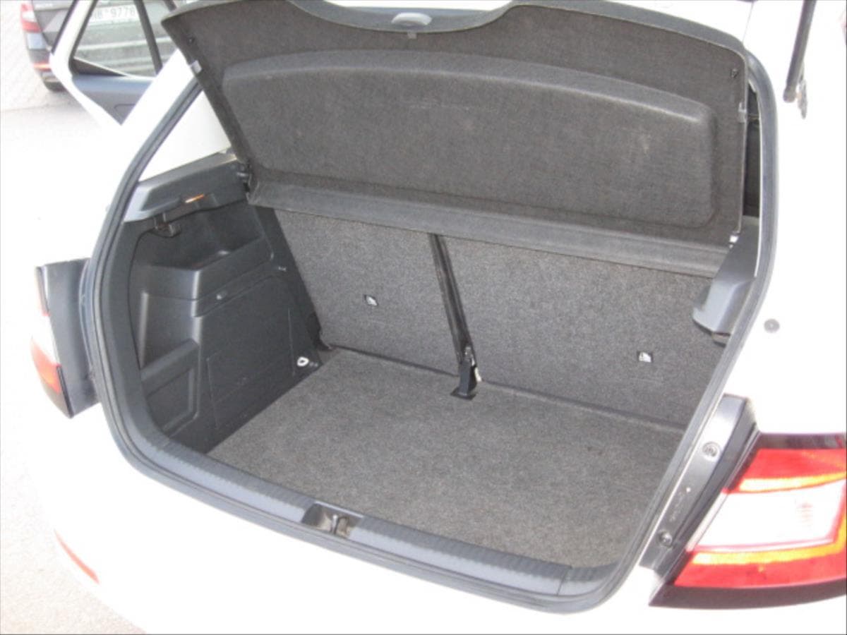 2016 Škoda Fabia - 9